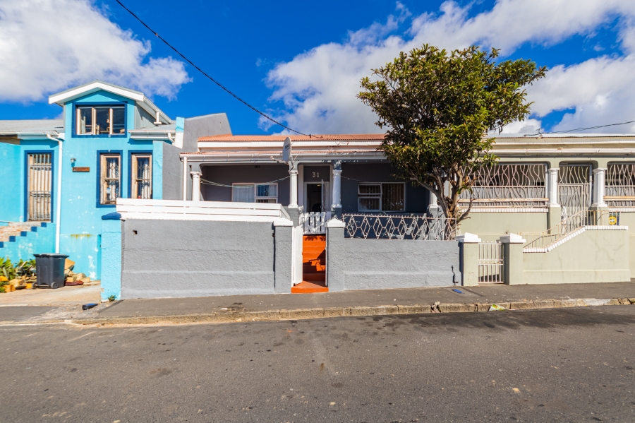 3 Bedroom Property for Sale in Woodstock Western Cape